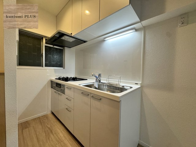 クローバーハイツ森小路3号棟のキッチン