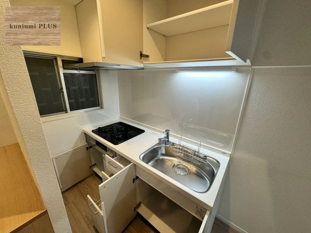 クローバーハイツ森小路3号棟のキッチン