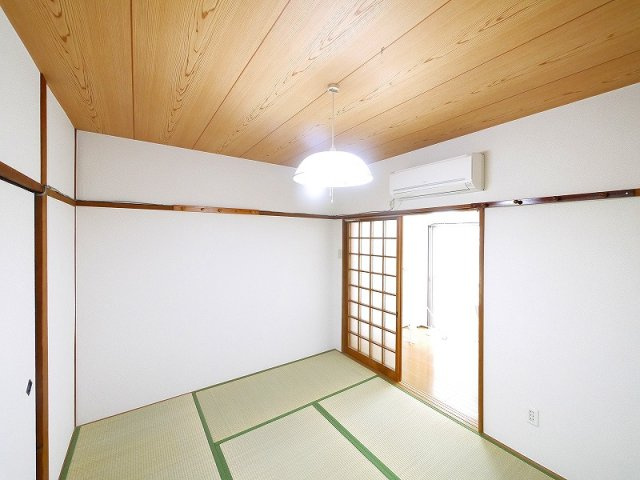 グランコートⅡ番館の和室