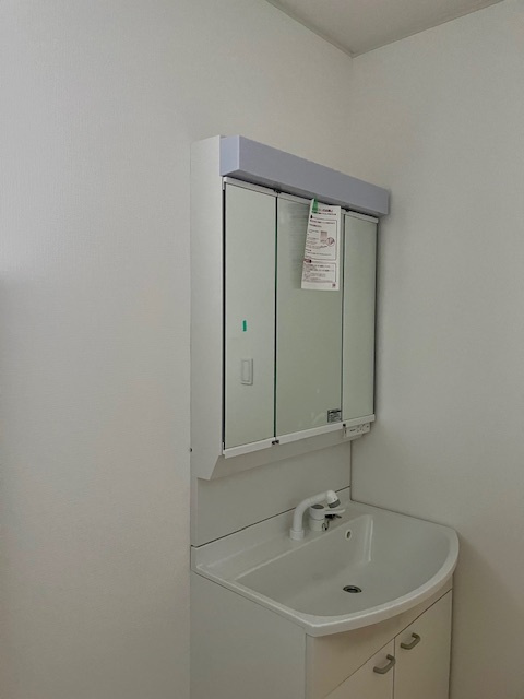 越前市平出新築戸建1号棟の独立洗面台