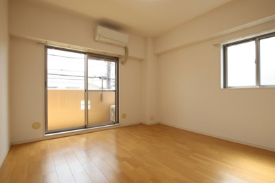 【洋室】 | メゾン・プレアデス