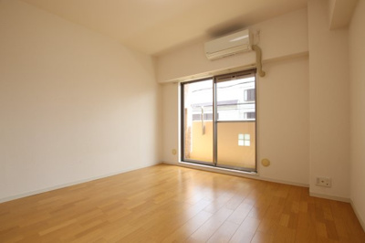 【洋室】 | メゾン・プレアデス