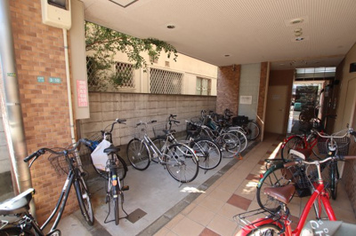 【その他共用部分】 | メゾン・プレアデス | 自転車置き場