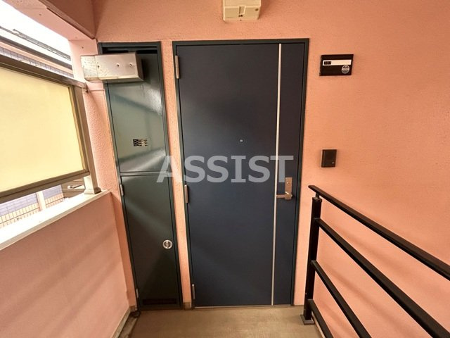 ヴェルデラ・フェーリアの玄関