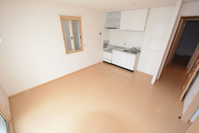 ２面採光の明るいお部屋です。