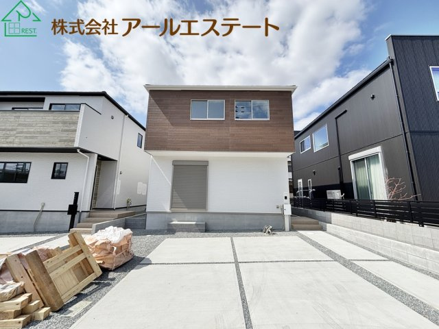 加古郡稲美町中村　　新築戸建の外観