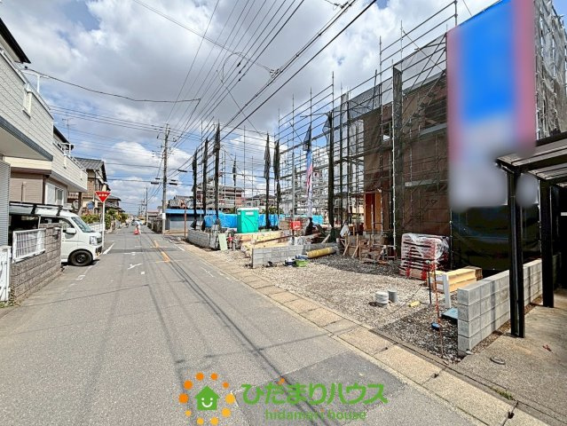 加須市南町第3　新築一戸建て　03　クレイドルガーデンの前面道路含む現地写真|2026/4/6　撮影