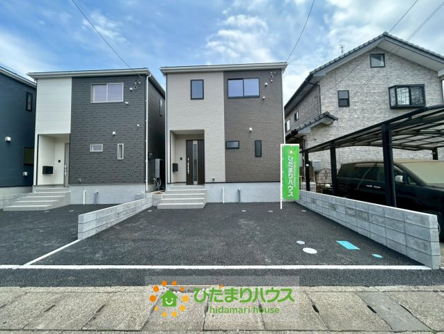 加須市南町第3　新築一戸建て　03　クレイドルガーデンの駐車場
