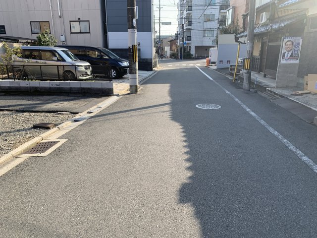 京都市北区紫竹下緑町　建築条件無し売土地の前面道路含む現地写真