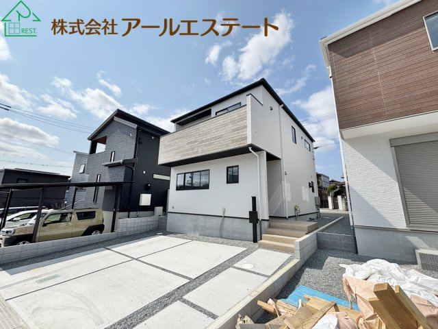 加古郡稲美町中村　　新築戸建の外観