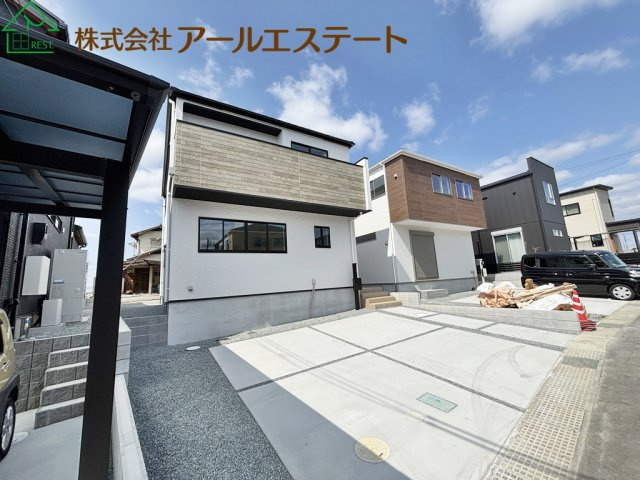加古郡稲美町中村　　新築戸建の外観