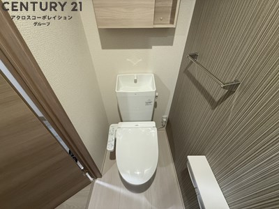 収納棚あり・温水洗浄便座完備