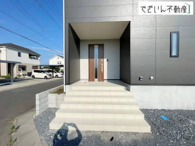 【玄関】 | CRADLE GARDEN本庄市下野堂第6　新築住宅 | ≪3号棟≫
現地(2026年7月撮影)
