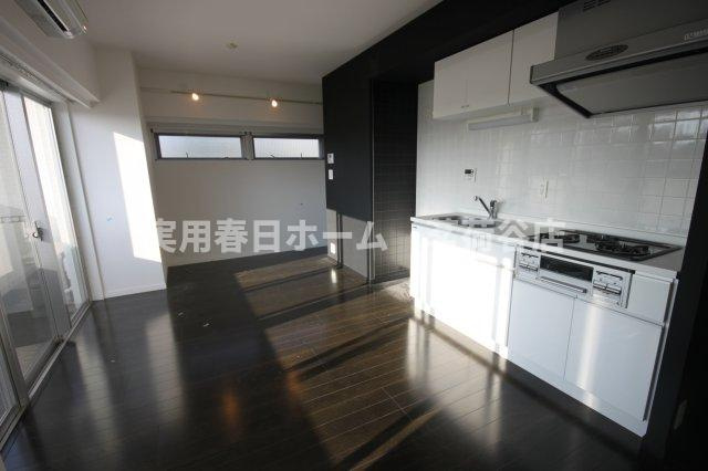 【居間・リビング】