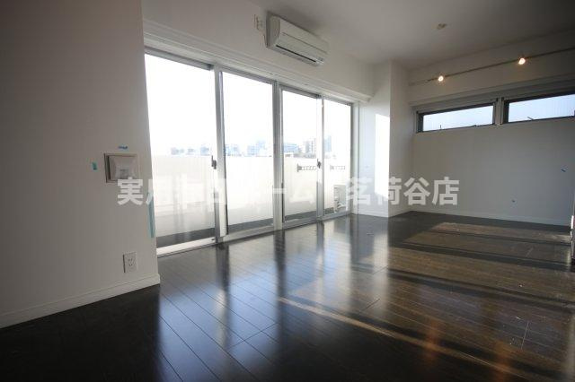 【居間・リビング】