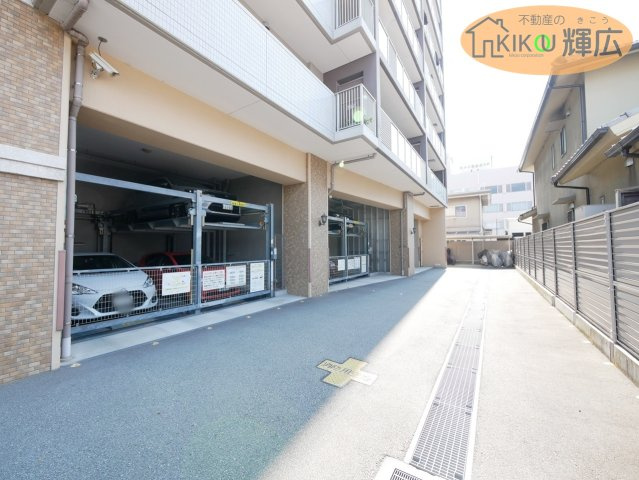デュオプレステージ姫路マークスフォート　9階の駐車場