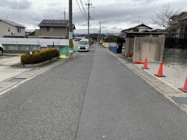 京都市左京区上高野仲町　建築条件無し売土地の前面道路含む現地写真