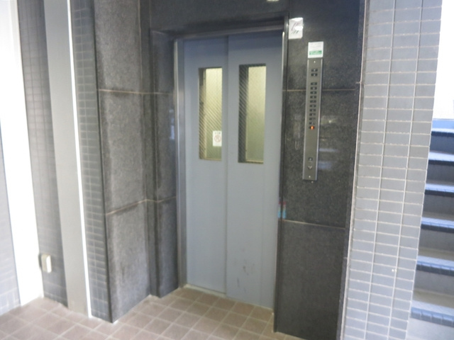 エマーレ新小岩のその他共用部分|エレベーター完備。