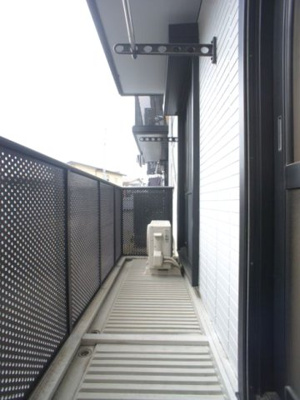 【バルコニー】 | コーポラスビックツリーD | 日当たり良好！お洗濯物がたくさん干せます♪