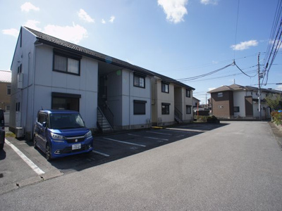 【駐車場】 | コーポラスビックツリーD | 駐車場2台可能です♪