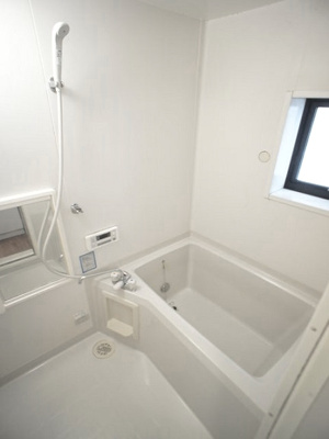 【浴室】 | コーポラスビックツリーD | 日々の疲れをリセットできる浴室です♪