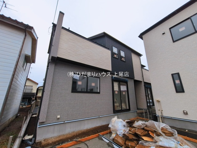 鴻巣市本町7丁目　新築戸建　ブルーミング01