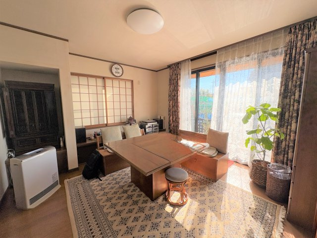 【居間・リビング】 | 杉戸町堤根中古戸建