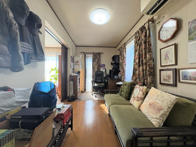 【居間・リビング】 | 杉戸町堤根中古戸建