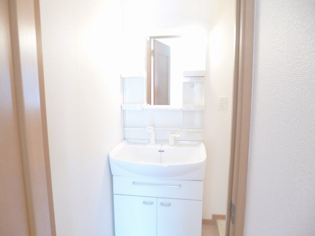 ジェルメ　グラ－スⅡの独立洗面台