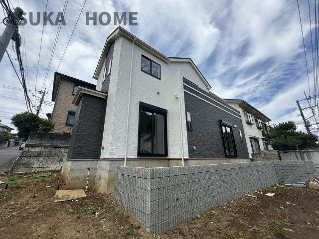 旭区今宿１丁目戸建ての外観|角地×57坪の土地に建つゆとりある2階建て戸建てです。