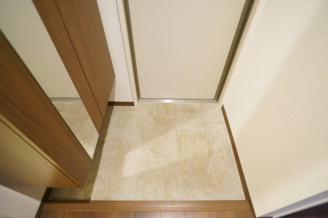 ＫＯＪＩＫＡ（こじか）の玄関