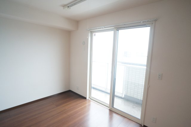 ＫＯＪＩＫＡ（こじか）の居間・リビング