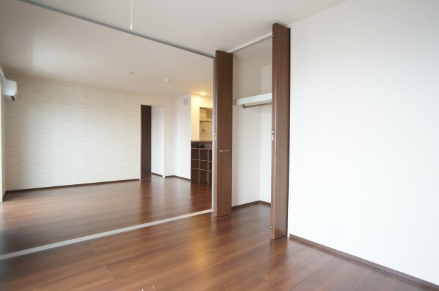 ＫＯＪＩＫＡ（こじか）の居間・リビング