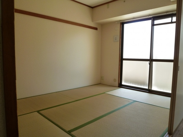 サウスサイドなにわ筋の和室
