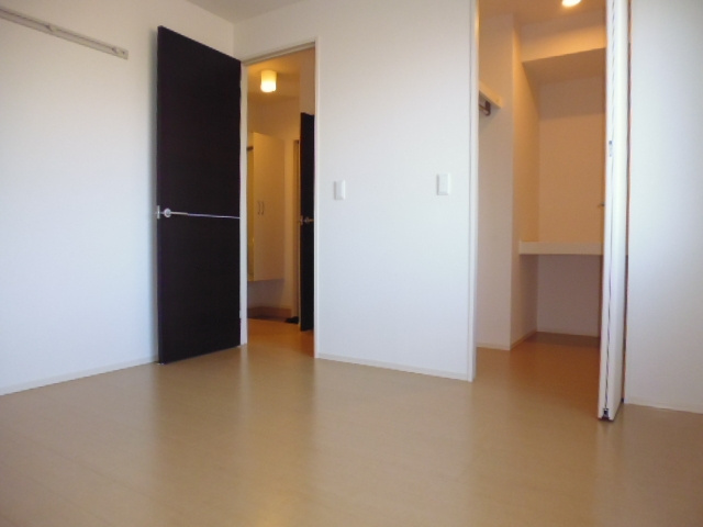 メゾン・ド・シュクルの寝室|洋室