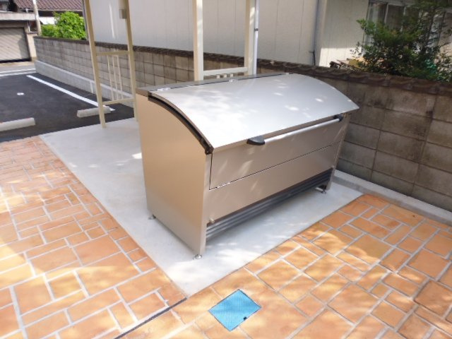 メゾン・ド・シュクルのその他共用部分|敷地内専用ゴミステーション