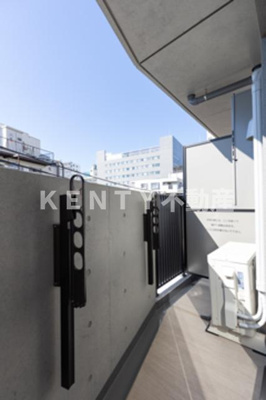 【バルコニー】 | Ｓａｋｕｒａｓ　Ｇｏｔａｎｄａ | バルコニーからの眺めを楽しみながら食事をしませんか