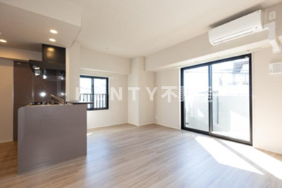 【居間・リビング】 | Ｓａｋｕｒａｓ　Ｇｏｔａｎｄａ | ゆったりとしたリビングです