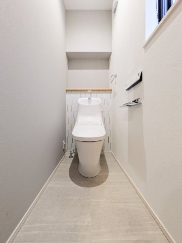 武庫之荘4丁目・一戸建のトイレ|2階トイレ