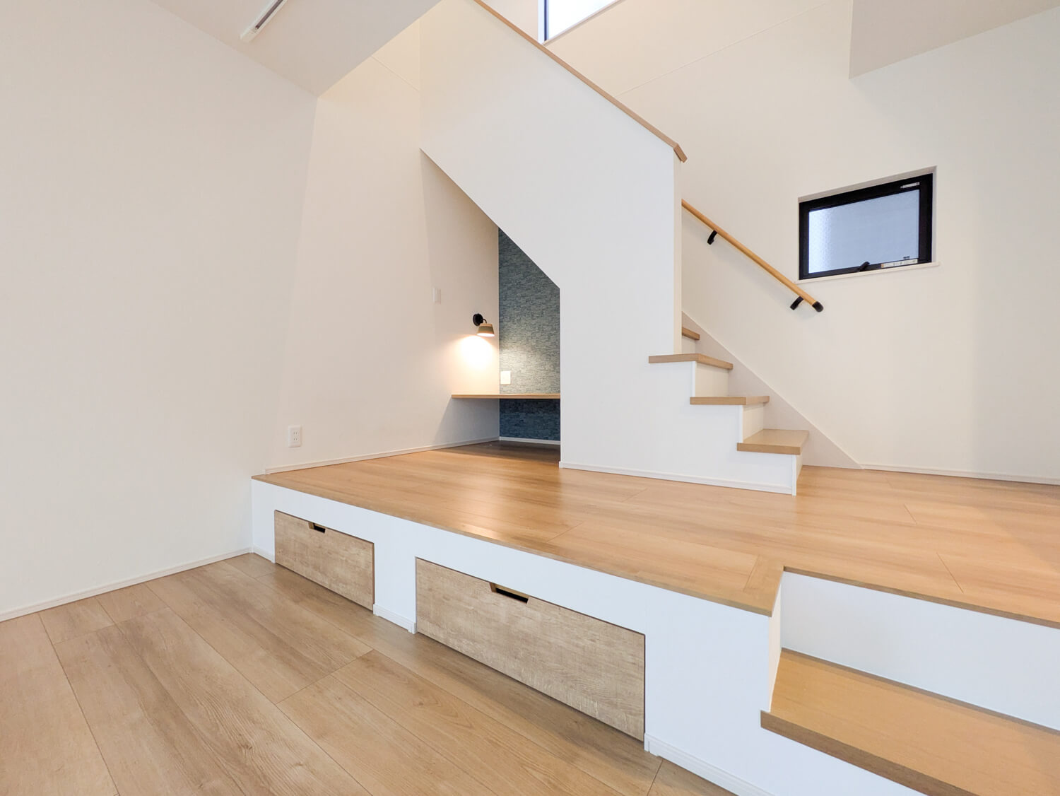 武庫之荘4丁目・一戸建の居間・リビング