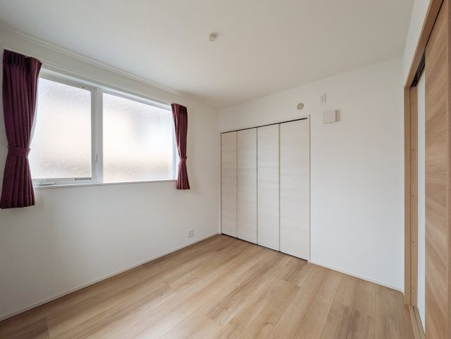 武庫之荘4丁目・一戸建の洋室|洋室約5.2帖