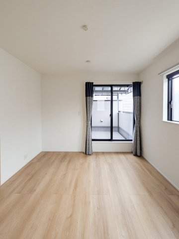 武庫之荘4丁目・一戸建の洋室|洋室約7.0帖