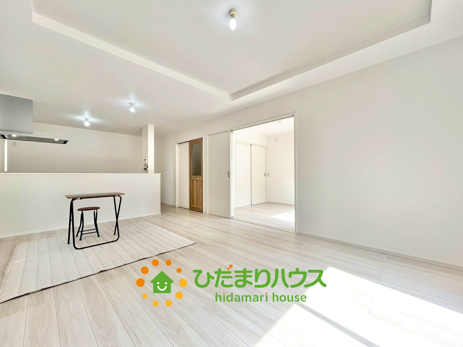 久喜市鷲宮8期　新築一戸建て　リガーレの居間・リビング