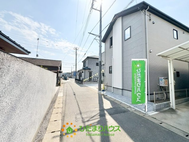 久喜市鷲宮8期　新築一戸建て　リガーレの前面道路含む現地写真