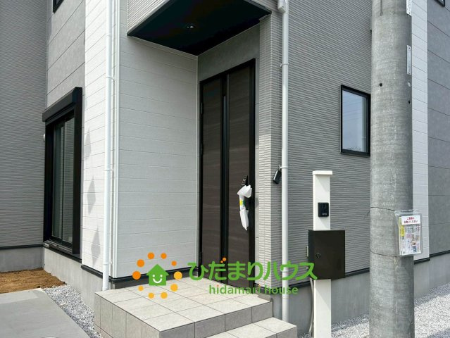 久喜市鷲宮8期　新築一戸建て　リガーレの玄関