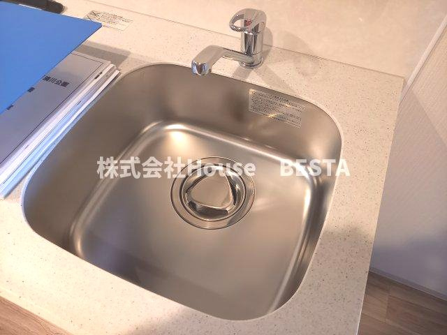 レジュールアッシュ神戸湊川公園のキッチン