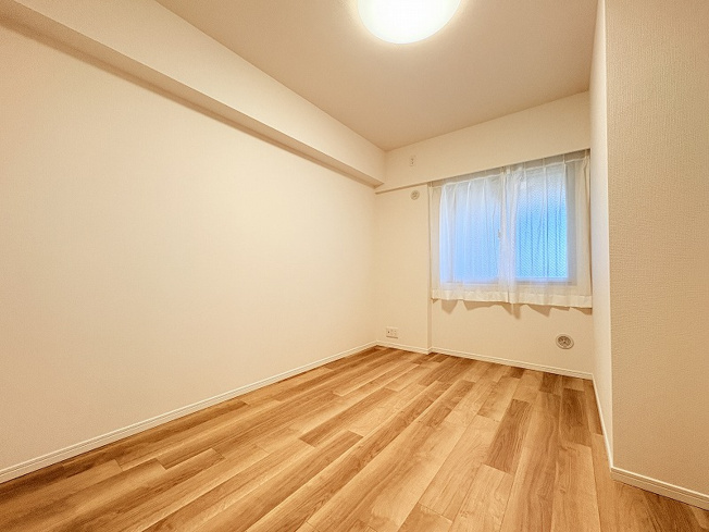 【子供部屋】 | グランジオ武蔵野　(保谷店) | 6帖/ナチュラルな内装なのでお好みのインテリアで安らぐ癒し空間が生まれます。