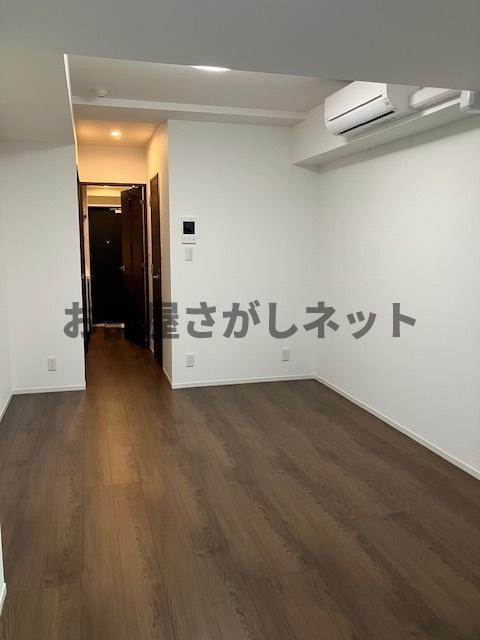 LEXE　AZEST横濱関内【おとり物件なし】#学生・社会人にオススメ！初期費用分割払いOK！の居間・リビング