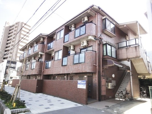 ロッキーハウスの外観|建物外観を気になさる方へ、見た目の良い物件です