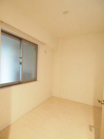 ゲストルーム、書斎、お子様の遊び場として、多目的にお使いいただけます※2019年3月撮影